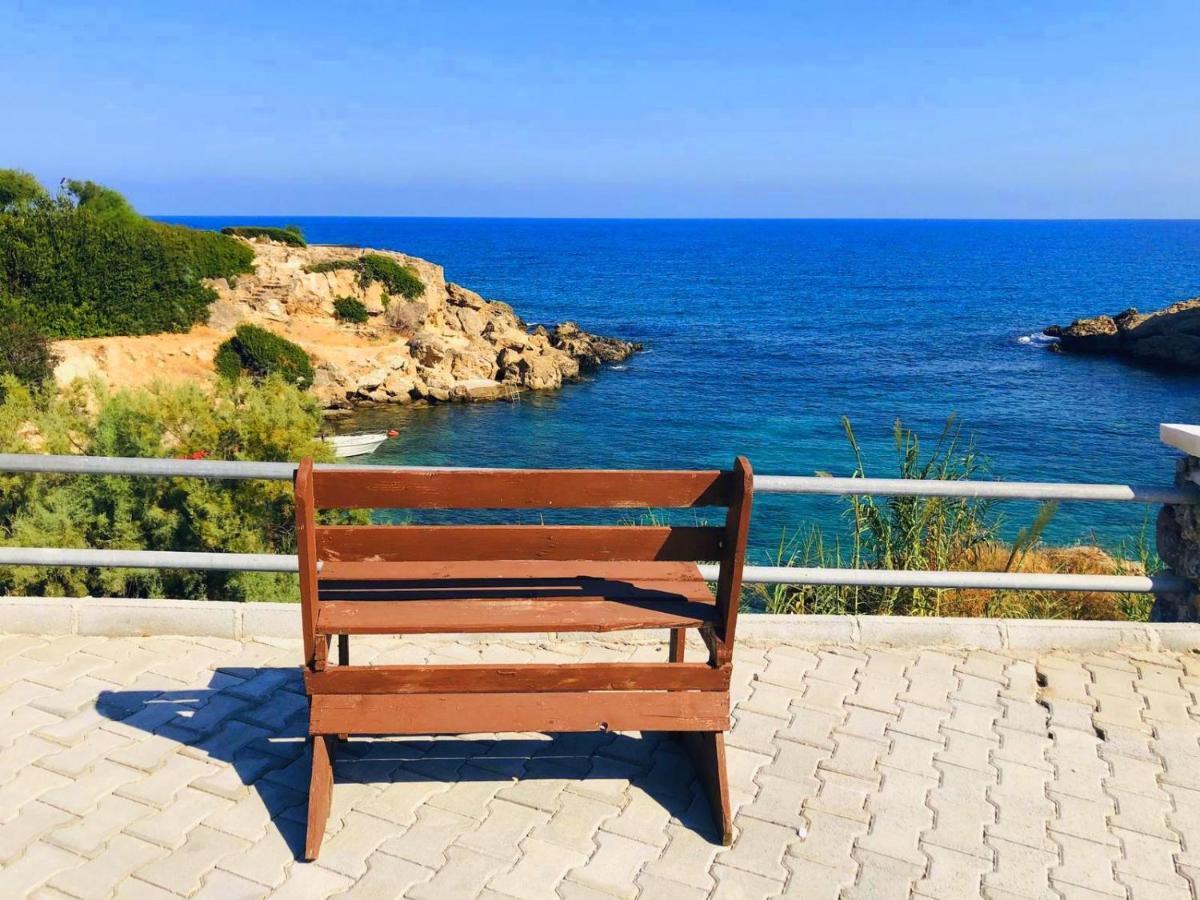 Sea & Sky At Escape Beach Aparthotel Girne Buitenkant foto